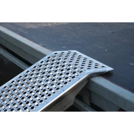 Paire de rampes de chargement droite 450kg aluminium