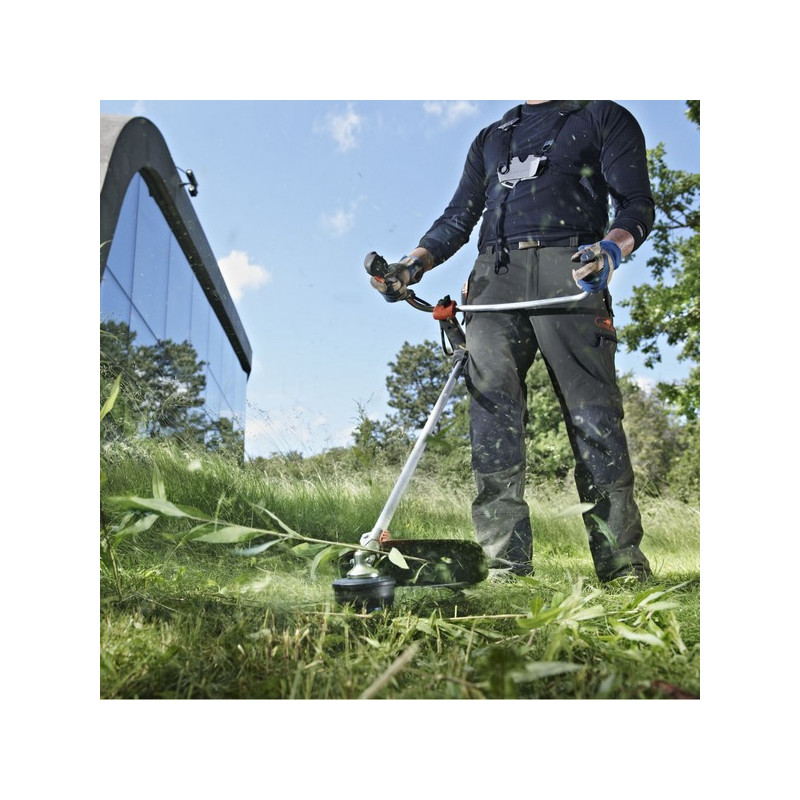 Débroussailleuse Husqvarna 525RX 25.4cm³, pour terrains difficiles — free download