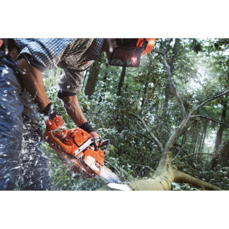 Tronçonneuse thermique Husqvarna 555