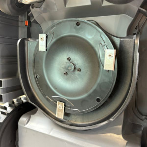 Robot tondeuse Oleo Mac R2000i - Jusqu'à 2000m²