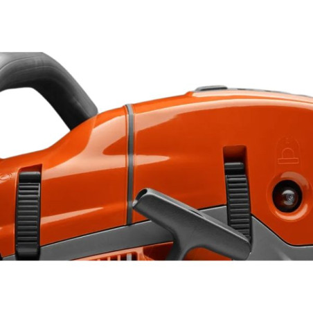 Tronçonneuse thermique Husqvarna 565 - coupe 50 cm, moteur 70,7 cm3