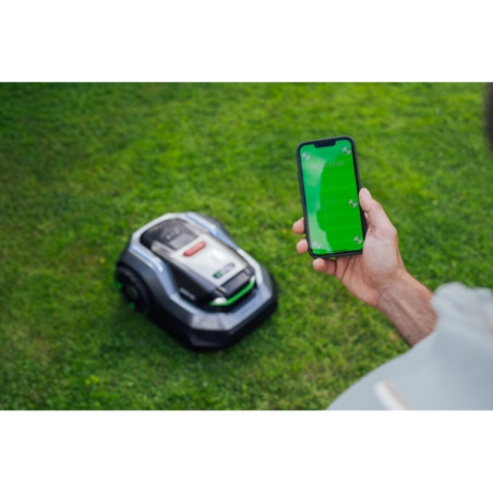 Robot Tondeuse Sans Fil EGO RMR3000E Aura-R2 jusqu'à 3000m²