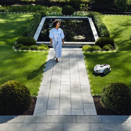 Robot tondeuse sans fil Automower Husqvarna 405VE NERA - Surface 900m²