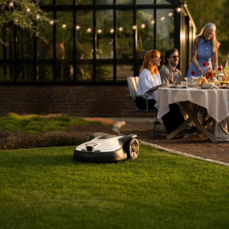 Robot tondeuse Automower Husqvarna 430V NERA - Surface 4800m²