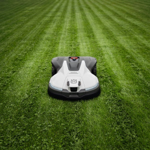 Robot tondeuse Husqvarna Automower sans fil 450V NERA - Surface 7500m²