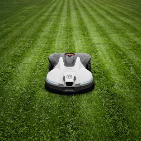 Robot tondeuse Husqvarna Automower sans fil 450V NERA - Surface 7500m²