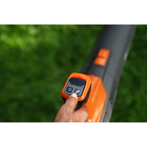 souffleur de feuilles sans fil Husqvarna 122iB vendu sans batterie ni chargeur