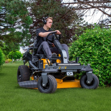 Tondeuse Zero-turn Cub Cadet Z2 117S Ultima - Coupe 117 cm - Moteur 726cm³