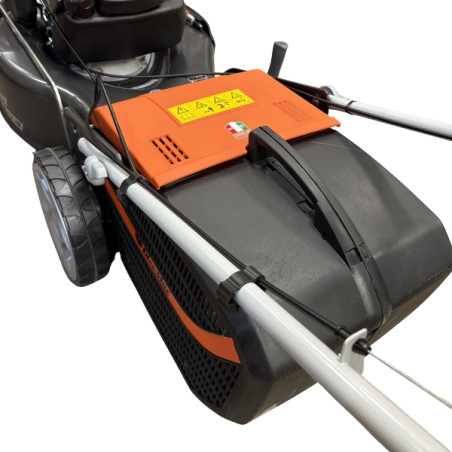 Tondeuse Oleo Mac GV53TK Allroad Plus 4 en 1, moteur 196cm3, coupe 53 cm