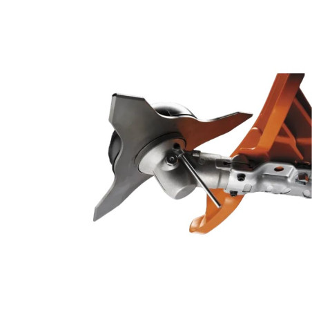 Débroussailleuse thermique Husqvarna 545RX  - Moteur puissant 45,7 cm3