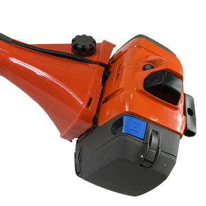 Débroussailleuse thermique Husqvarna 545RX  - Moteur puissant 45,7 cm3